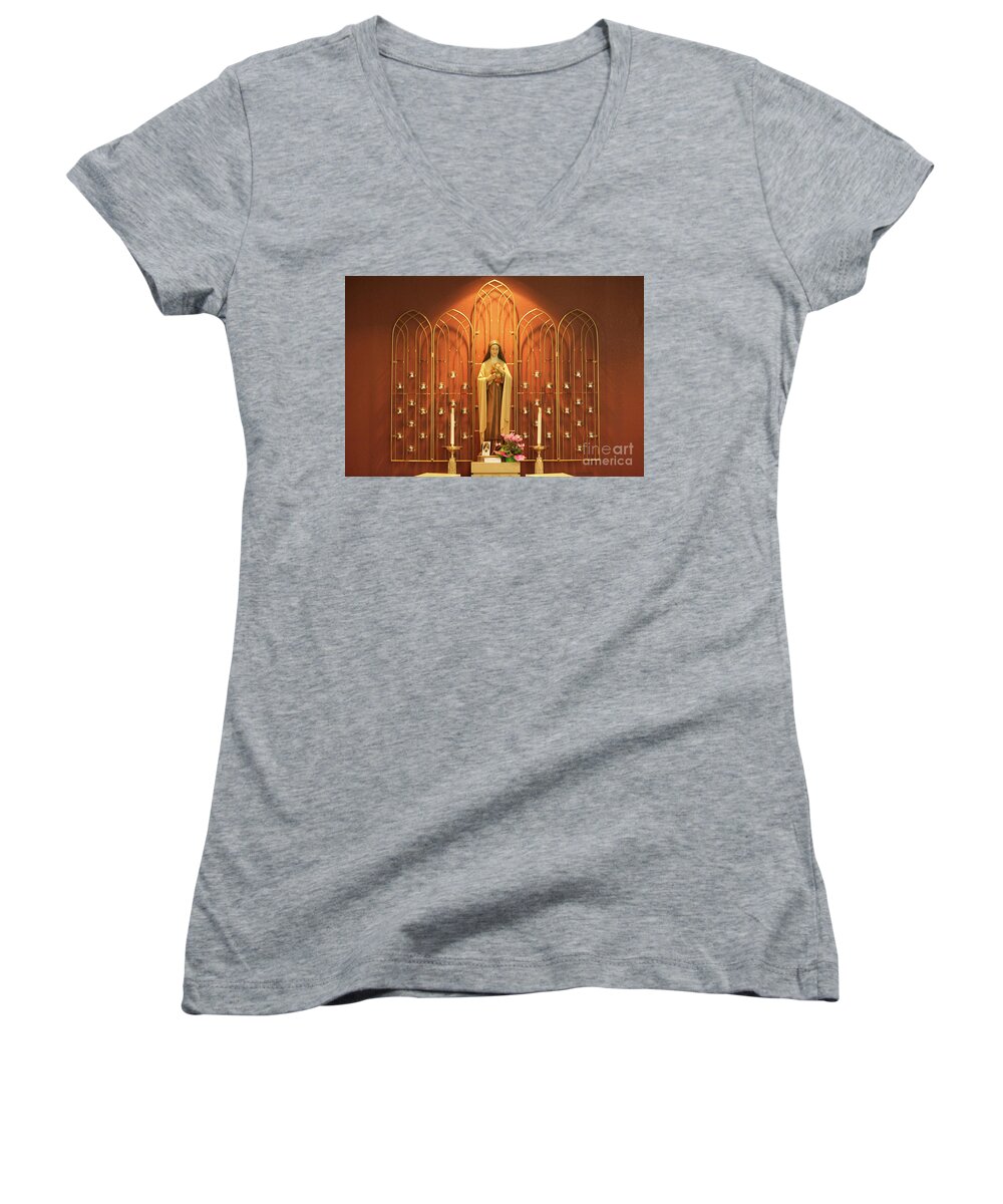 Catholic Women's V-Neck featuring the photograph Alterpiece by Rich Collins
