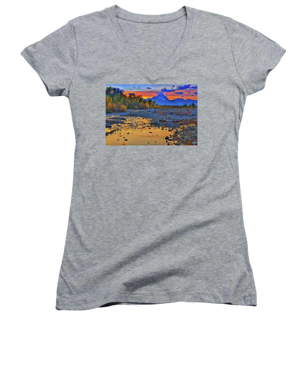 Autumn Sunset Women's V-Neck featuring the photograph Autumn Sunset Along Spread Creek by Greg Norrell