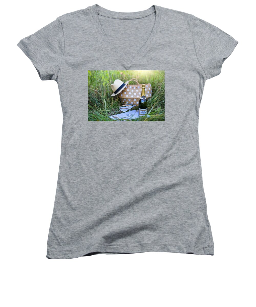 Cute Women's V-Neck featuring the photograph Chic picnic by Top Wallpapers