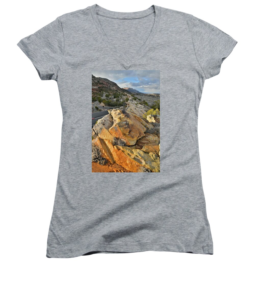Colorado National Monument Women's V-Neck featuring the photograph Devil's Kitchen Area of Colorado National Monument by Ray Mathis