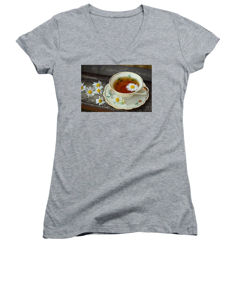 Photo Women's V-Neck featuring the photograph Flower tea by Top Wallpapers