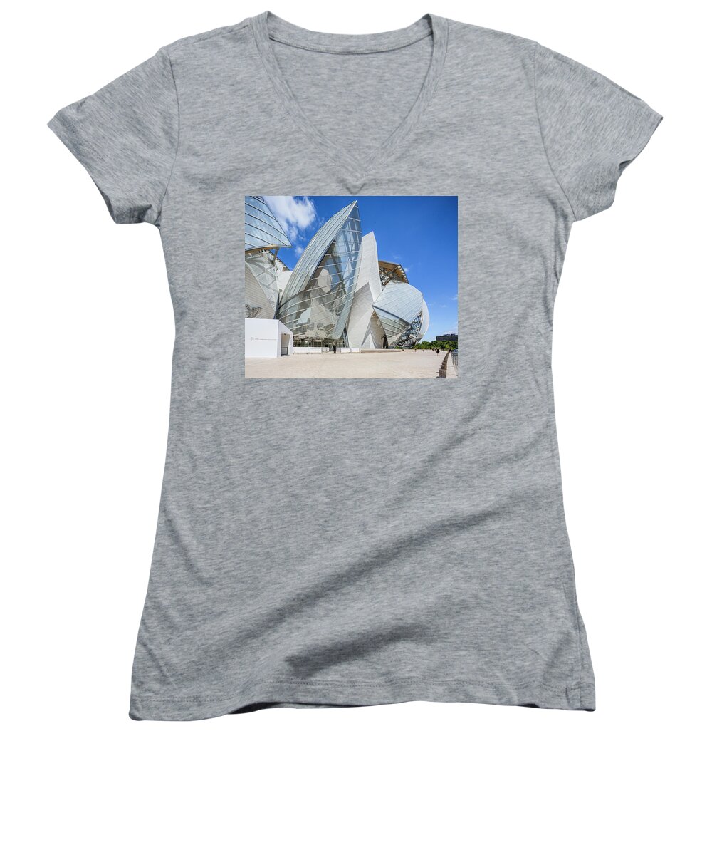 France, Paris, Boulogne, Ville De Paris, Bois De Boulogne, Louis Vuitton  Foundation Building (architect Frank Gehry) Canvas Print / Canvas Art by  Massimo Borchi - Fine Art America