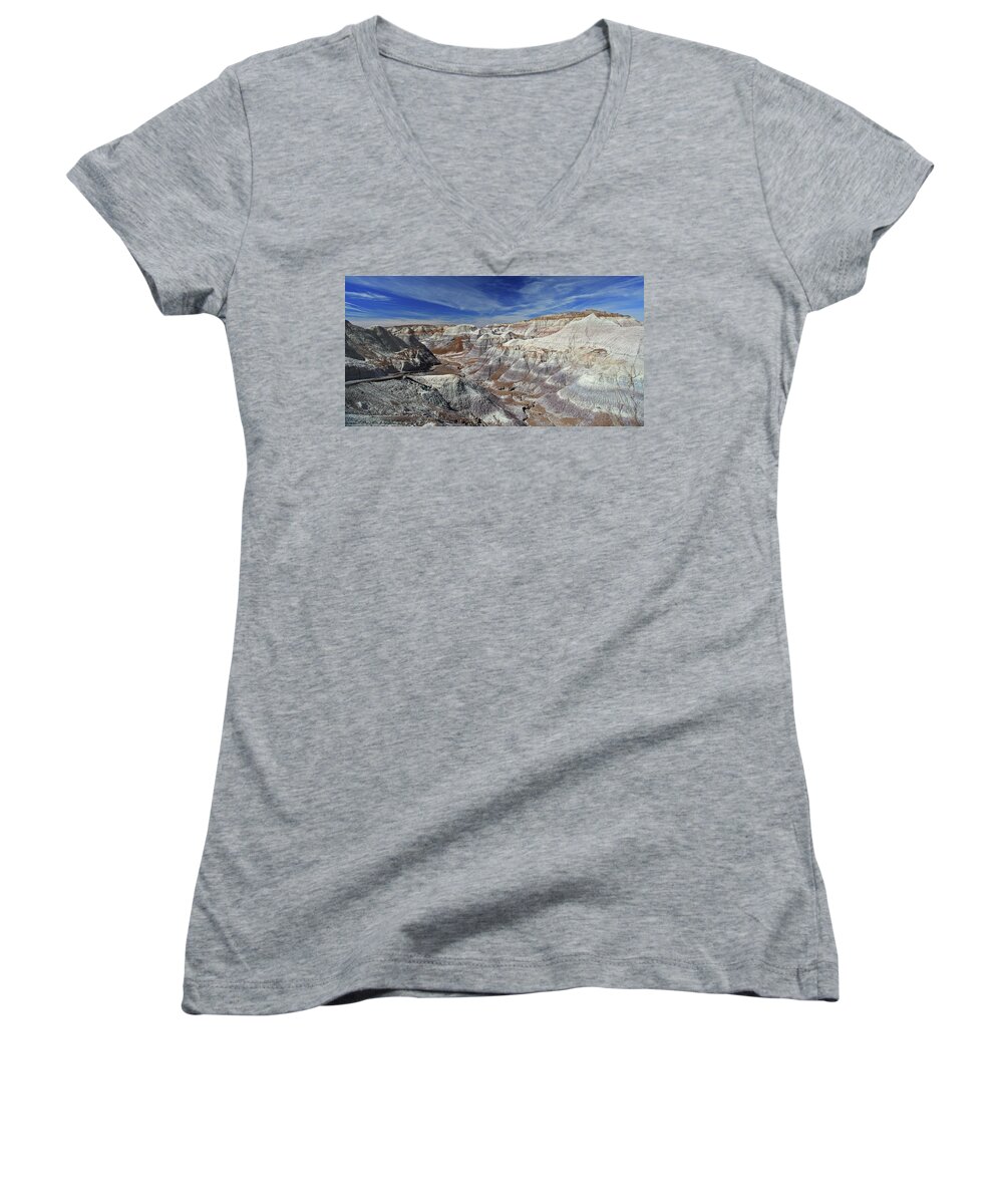 Arizona Women's V-Neck featuring the photograph Into The Past by Gary Kaylor