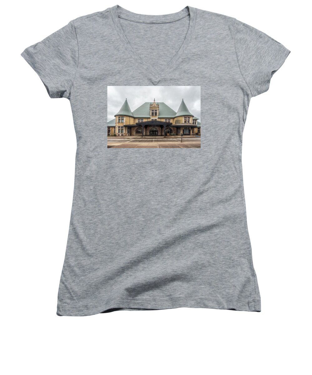Train Depot Women's V-Neck featuring the photograph The Duluth Depot by Susan Rissi Tregoning