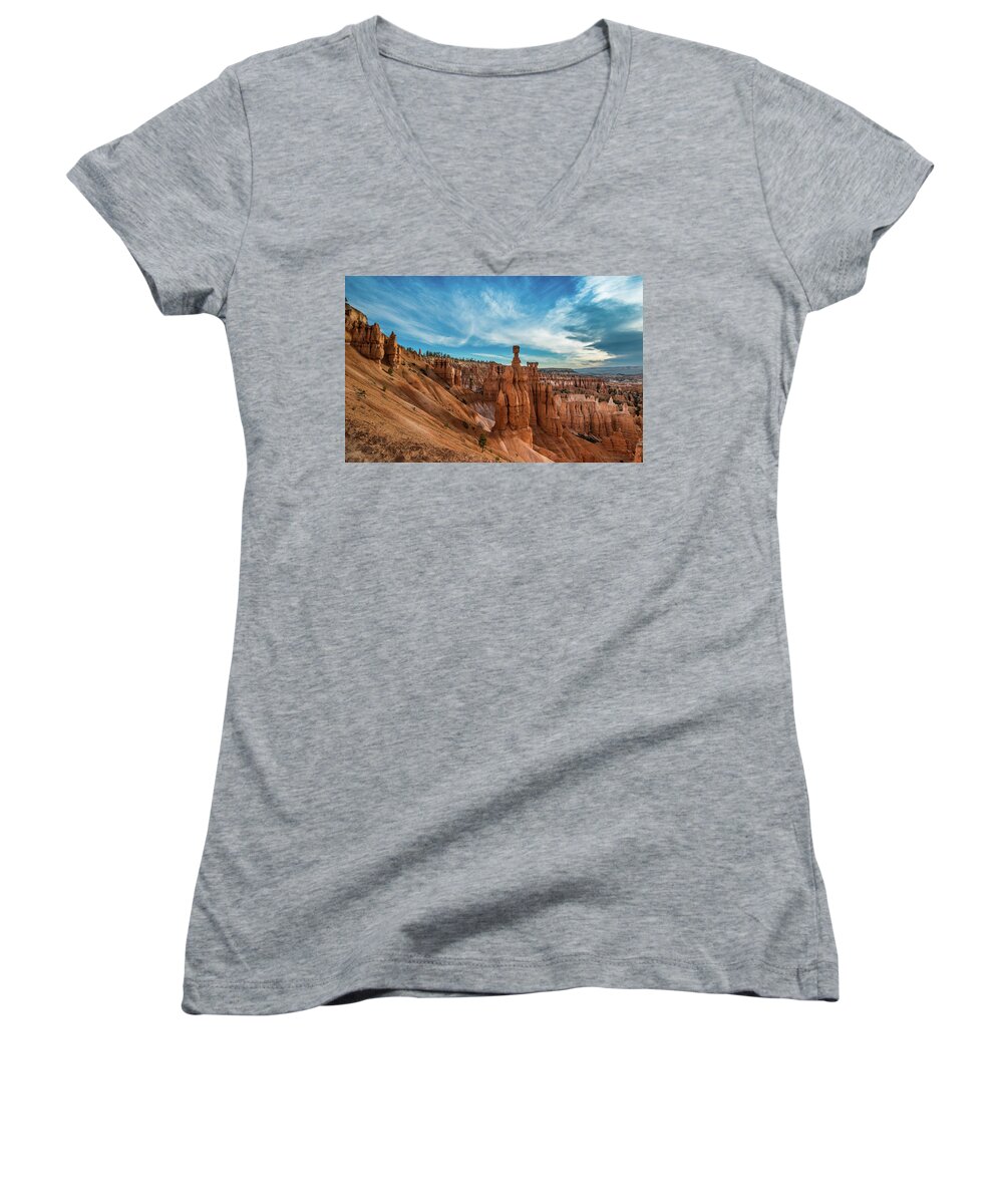 Bryce Canyon Women's V-Neck featuring the photograph Bryce Canyon #2 by Phil Abrams