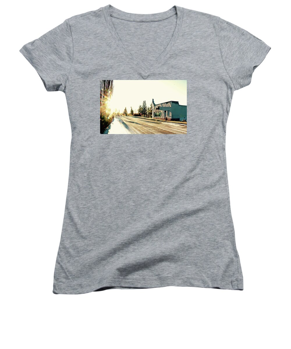 Winter Sky Upon The Steel Horse Corner Store Women's V-Neck featuring the photograph Steel Horse Corner Store Willingdon by Brian Sereda