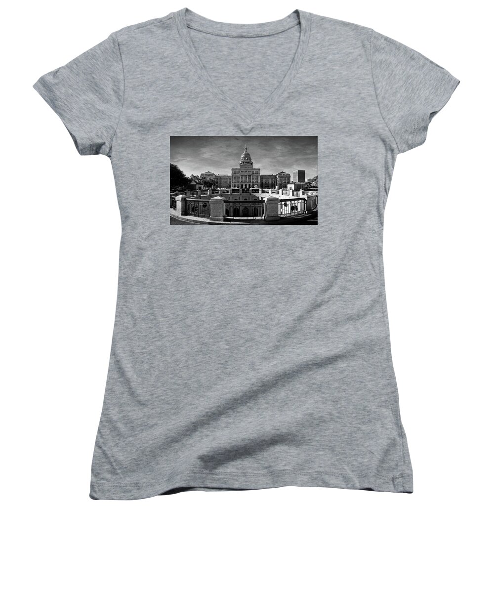 Texas State Capitol Women's V-Neck featuring the photograph Texas State Capitol Black and White by Judy Vincent