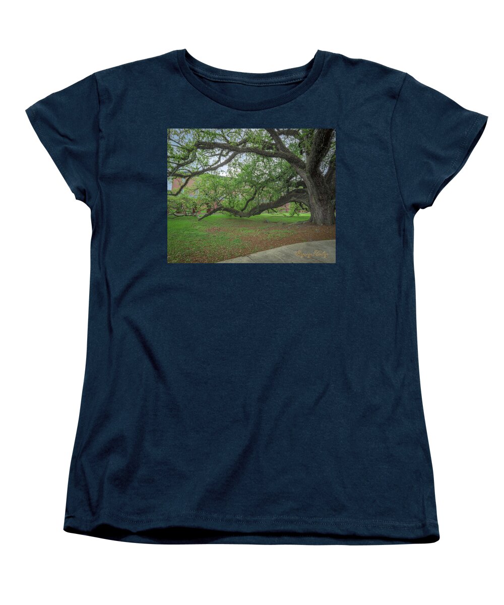 Ul Women's T-Shirt (Standard Fit) featuring the photograph Old Oak Tree by Gregory Daley MPSA