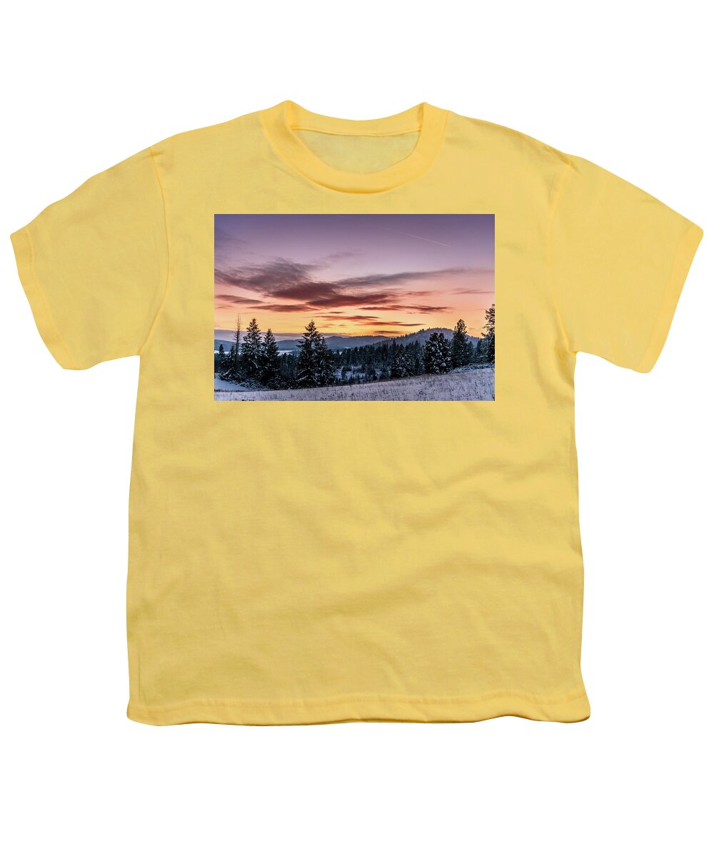 Mountains Youth T-Shirt featuring the photograph Sunset and Mountains by Lester Plank