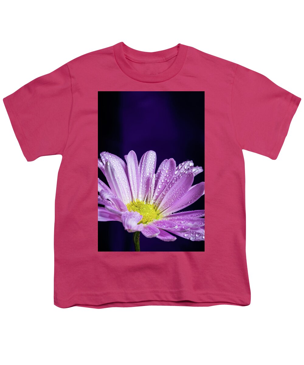 Daisy Youth T-Shirt featuring the photograph Daisy After the Rain by Tammy Ray