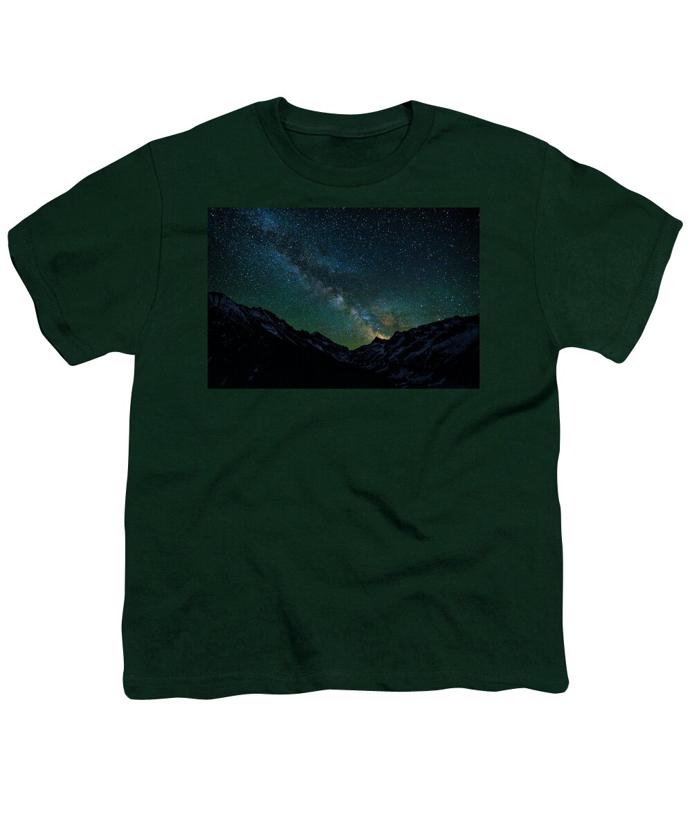 Cascades Youth T-Shirt featuring the photograph Washington Pass Overlook Milky Way by Pelo Blanco Photo