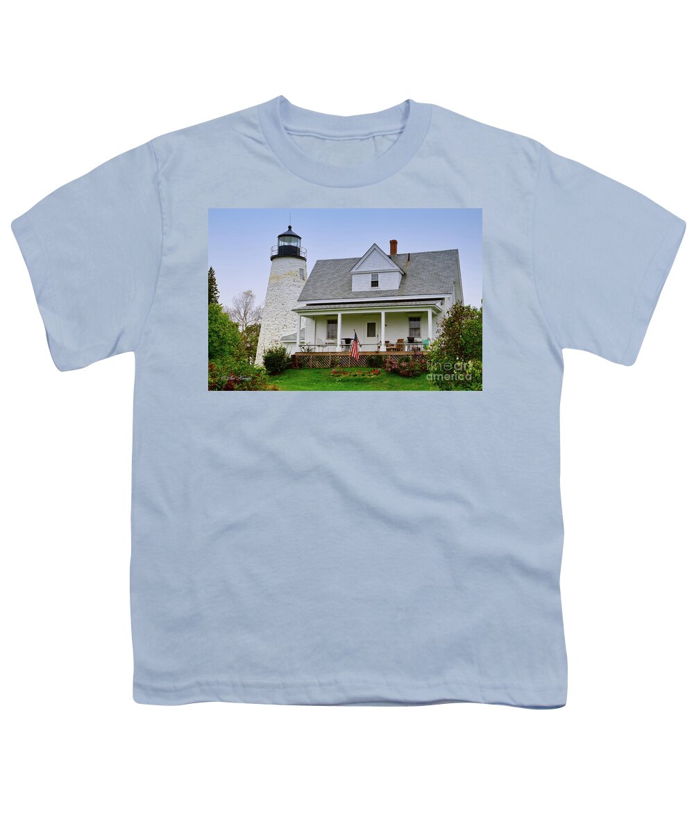 Castine Youth T-Shirt featuring the photograph Dyce Head Lighthouse by Sue Karski