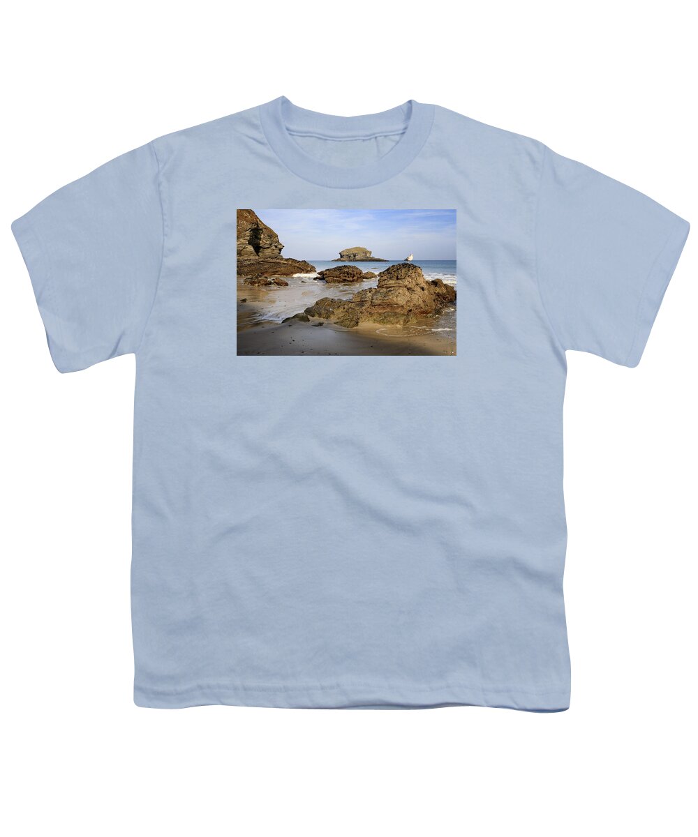 Cornwall Youth T-Shirt featuring the photograph Portreath by Shirley Mitchell