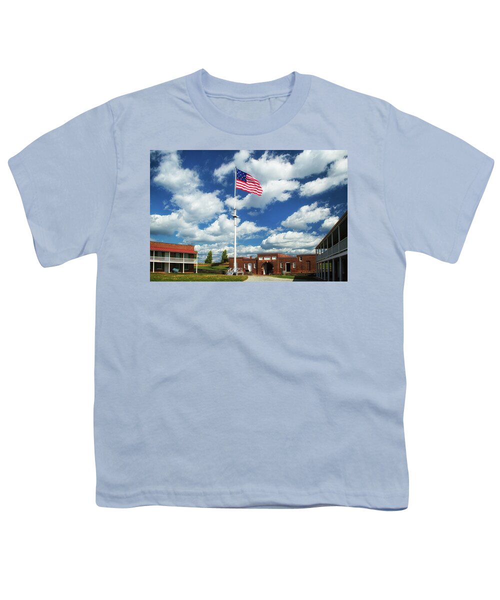Fort Mchenry Youth T-Shirt featuring the photograph Stars And Stripes Over Fort McHenry Parade Grounds by Bill Swartwout