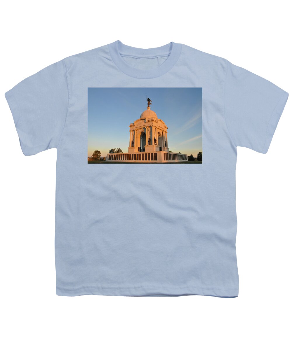Morning Youth T-Shirt featuring the photograph Morning at the Gettysburg Memorial by Bill Cannon