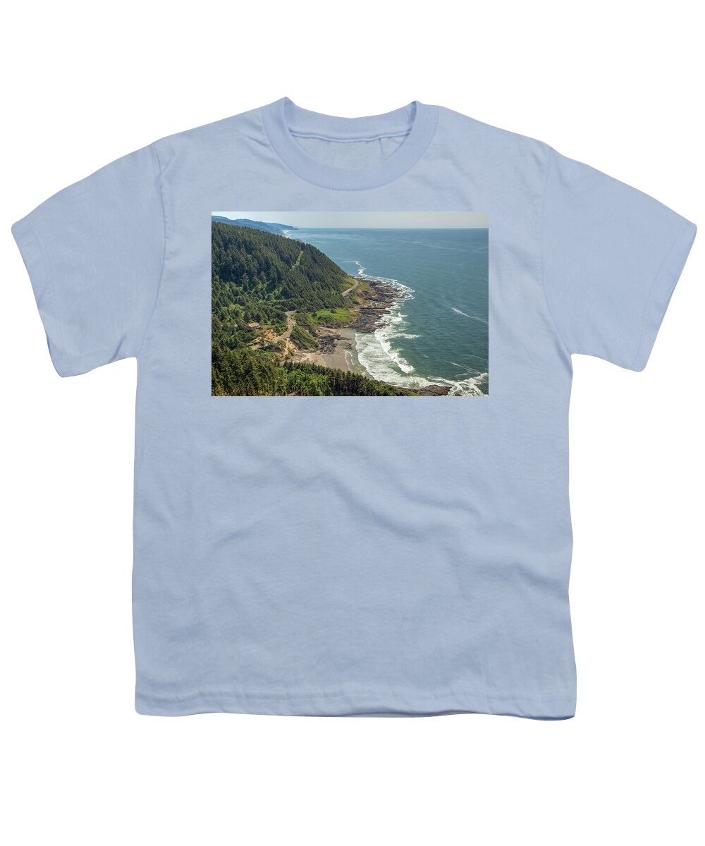 Beach Youth T-Shirt featuring the photograph Oregon Coastline 01035 by Kristina Rinell