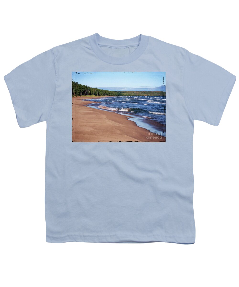 Little Presque Isle Youth T-Shirt featuring the photograph Waves on Lake Superior #1 by Phil Perkins