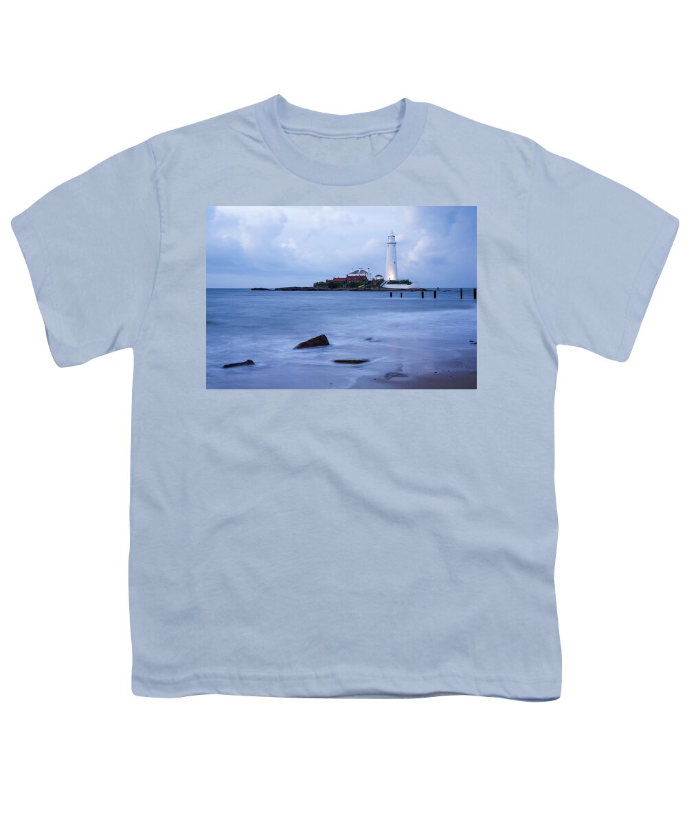 Whitley Youth T-Shirt featuring the photograph Saint Mary's Lighthouse at Whitley Bay #21 by Ian Middleton