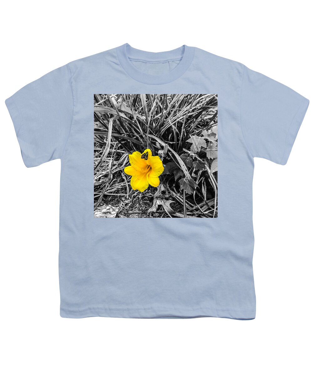 Flower Youth T-Shirt featuring the photograph Last of the Daffodils by Eileen Backman