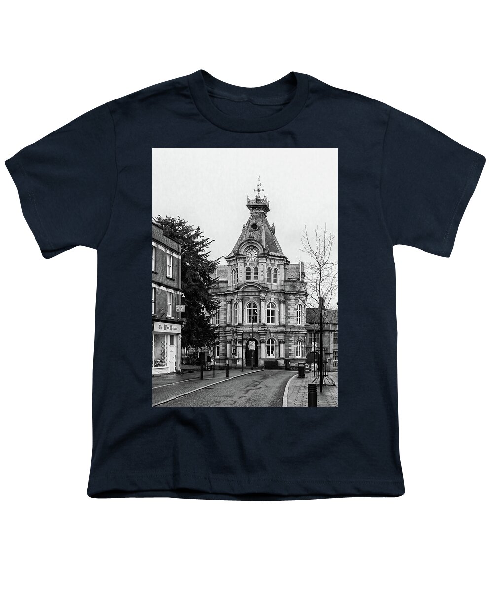 Buildings Youth T-Shirt featuring the photograph Tiverton Town Hall by Shirley Mitchell