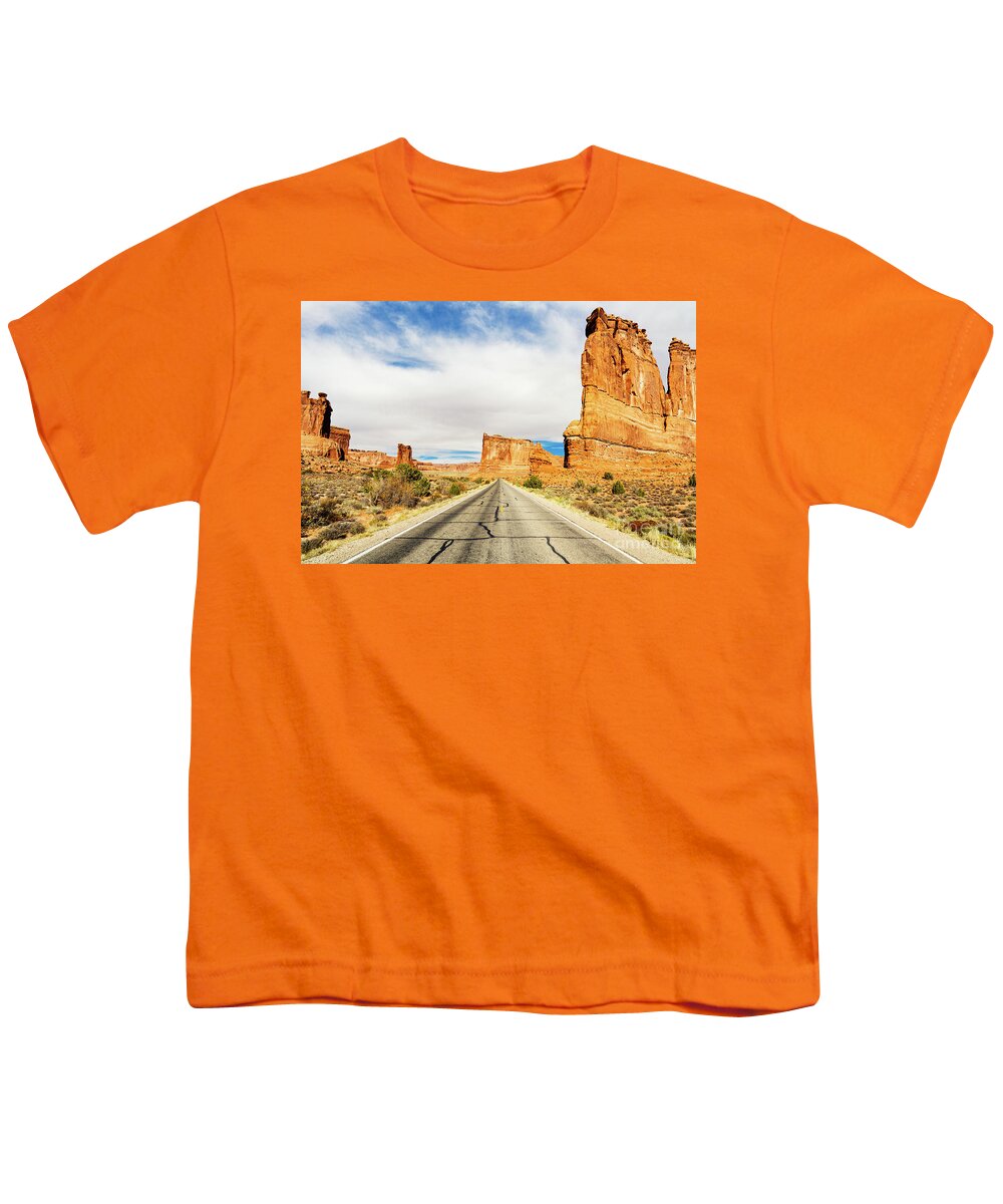 Arches National Park Youth T-Shirt featuring the photograph Arches National Park #22 by Raul Rodriguez