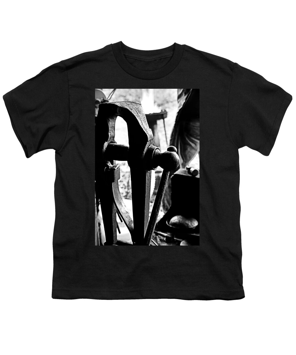 Blacksmithing Youth T-Shirt featuring the photograph Post Vice by Daniel Reed