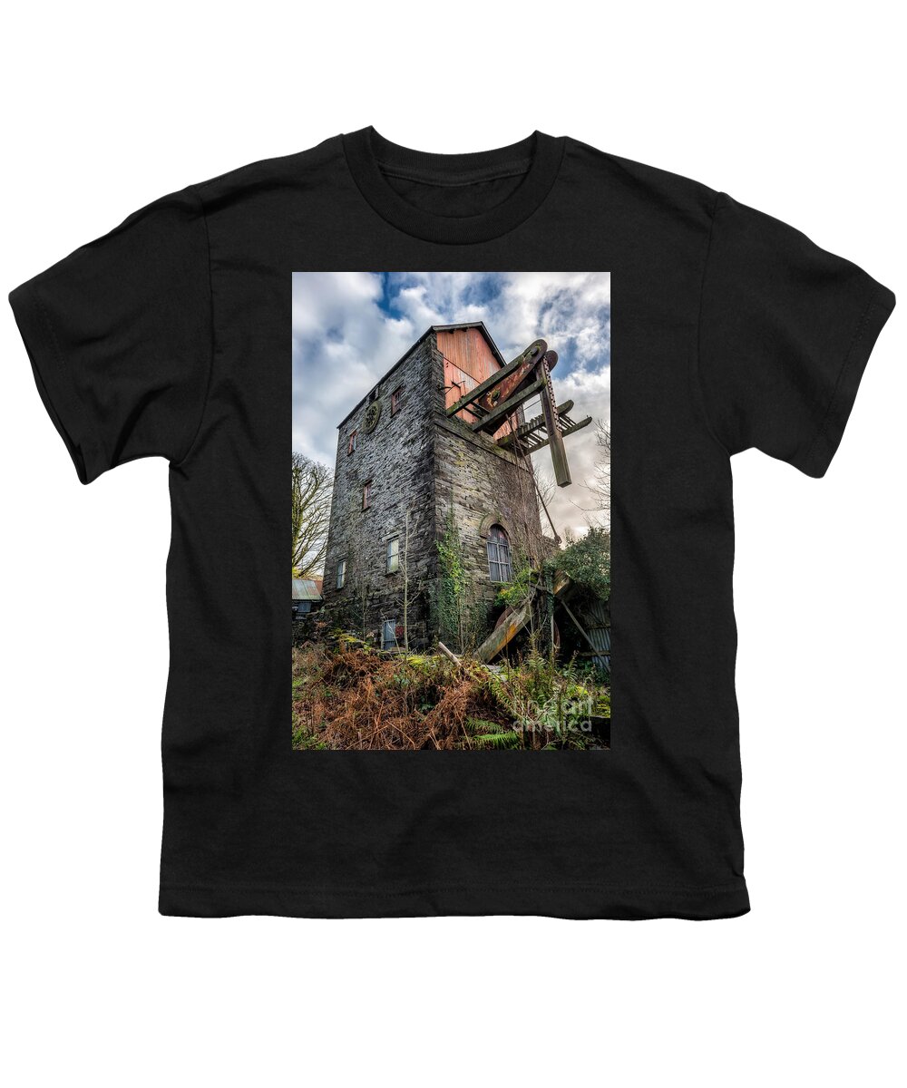 Dorothea Quarry Youth T-Shirt featuring the photograph Pump House by Adrian Evans