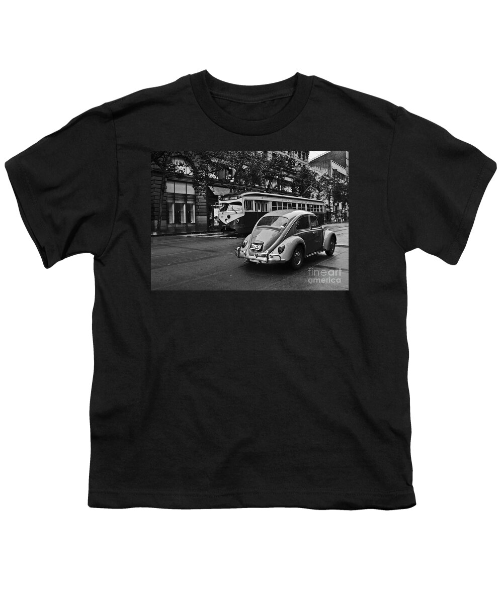 San Francisco Youth T-Shirt featuring the photograph San Francisco Vintage Scene - a VW Beetle and a classic street car by Carlos Alkmin