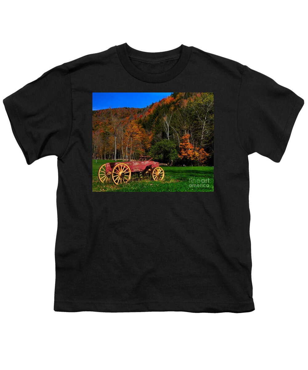 Wagon Youth T-Shirt featuring the photograph Vermont Wagon by Sue Karski