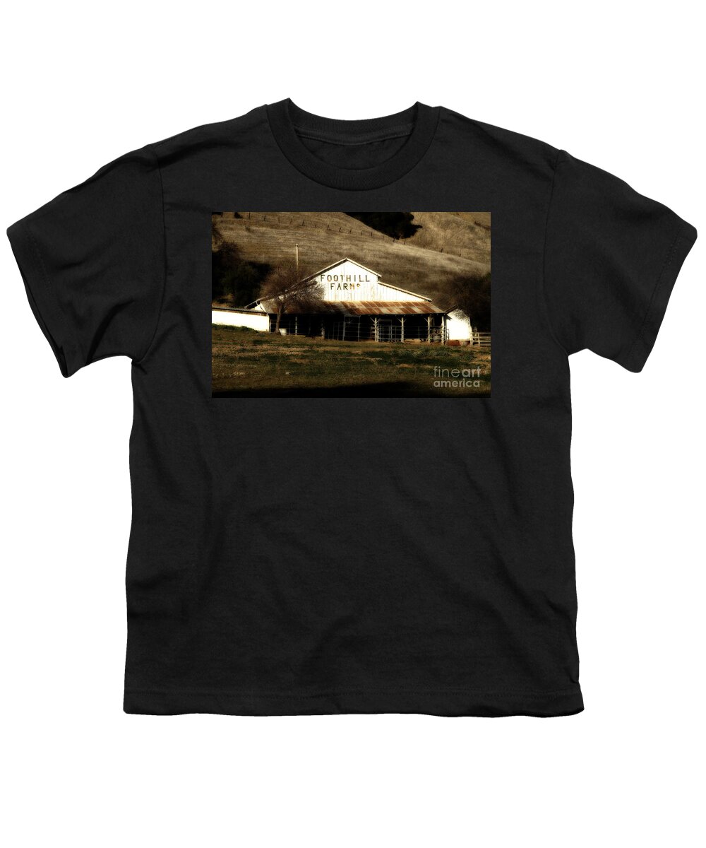 Dreamy Youth T-Shirt featuring the photograph Old Foothill Farms in Small Town of Sunol California . 7D10796 #2 by Wingsdomain Art and Photography