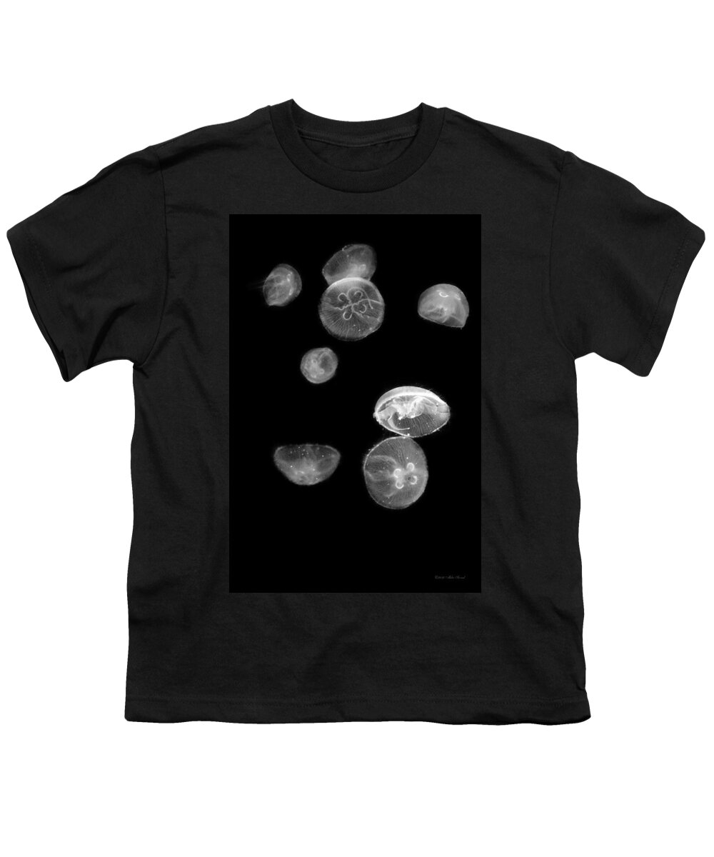 Jellies Youth T-Shirt featuring the photograph Fish - Reach for the moon by Mike Savad