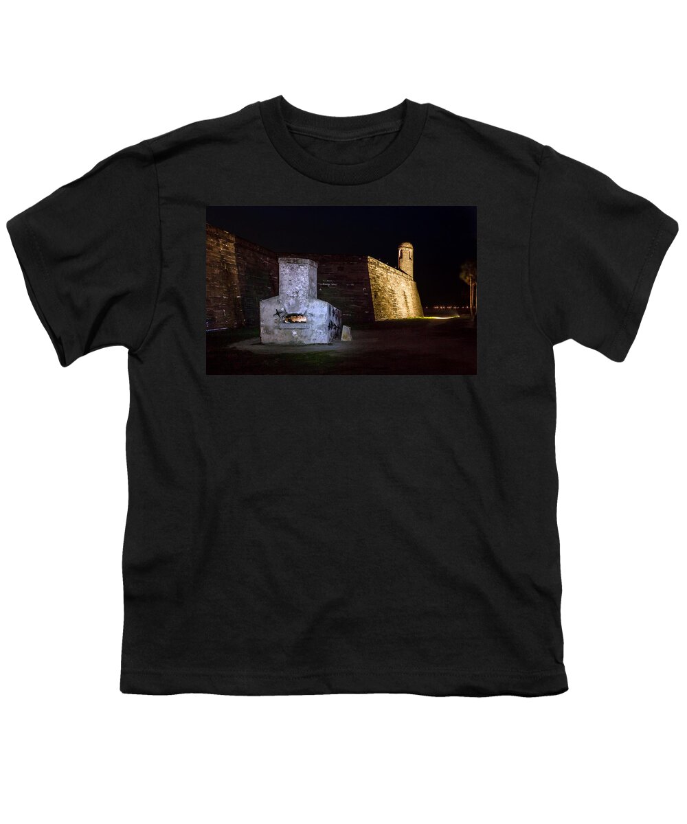 America Youth T-Shirt featuring the photograph Hot Shot Furnace of Castillo De San Marcos by Traveler's Pics