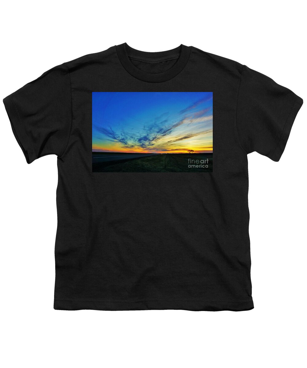 Kansas Youth T-Shirt featuring the photograph Kansas sunrise2 by Merle Grenz
