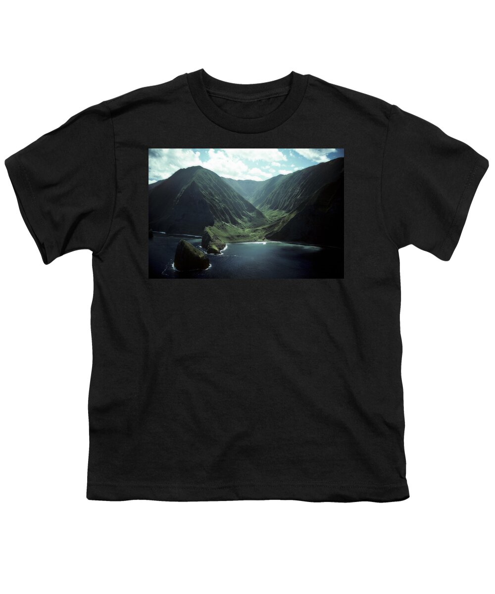 Molokai Youth T-Shirt featuring the photograph Molokai Valley by Steven Sparks