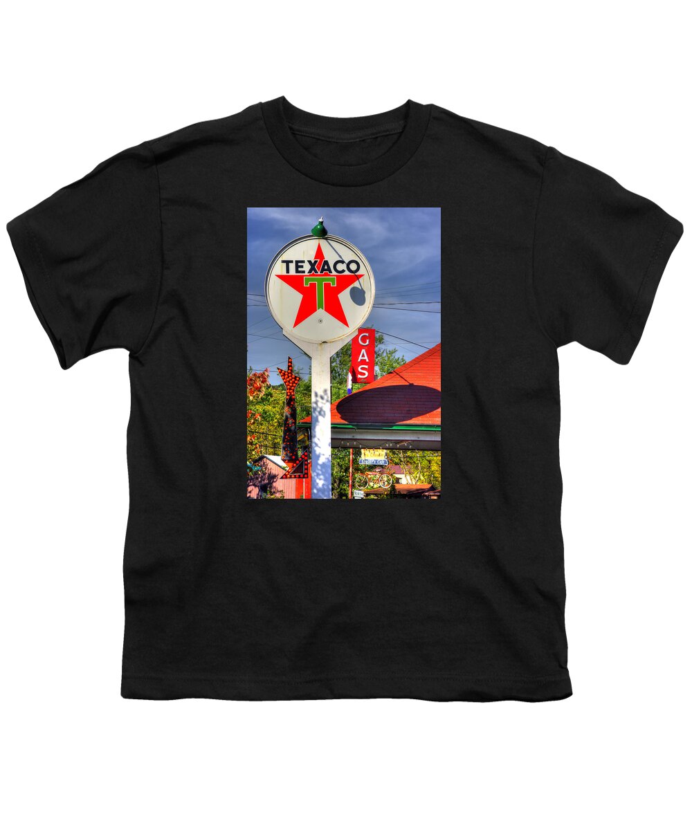 Pennsylvania Youth T-Shirt featuring the photograph PA Country Roads - Petroasis at the Big Bright Star No. 5 - Cruiser's Cafe - Mt. Pleasant Mills by Michael Mazaika