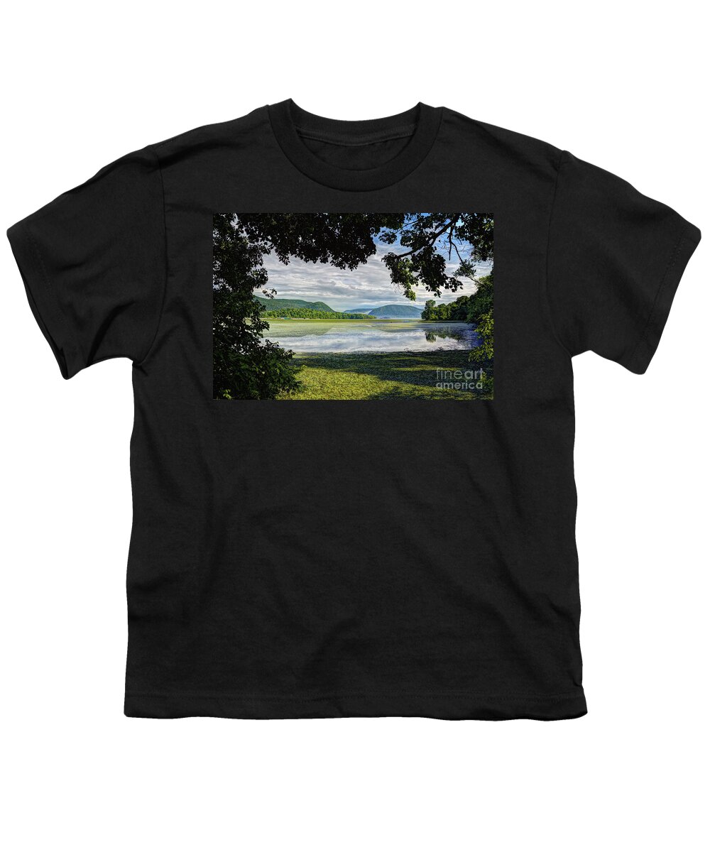 Beacon New York Youth T-Shirt featuring the photograph Perfectly Framed by Rick Kuperberg Sr