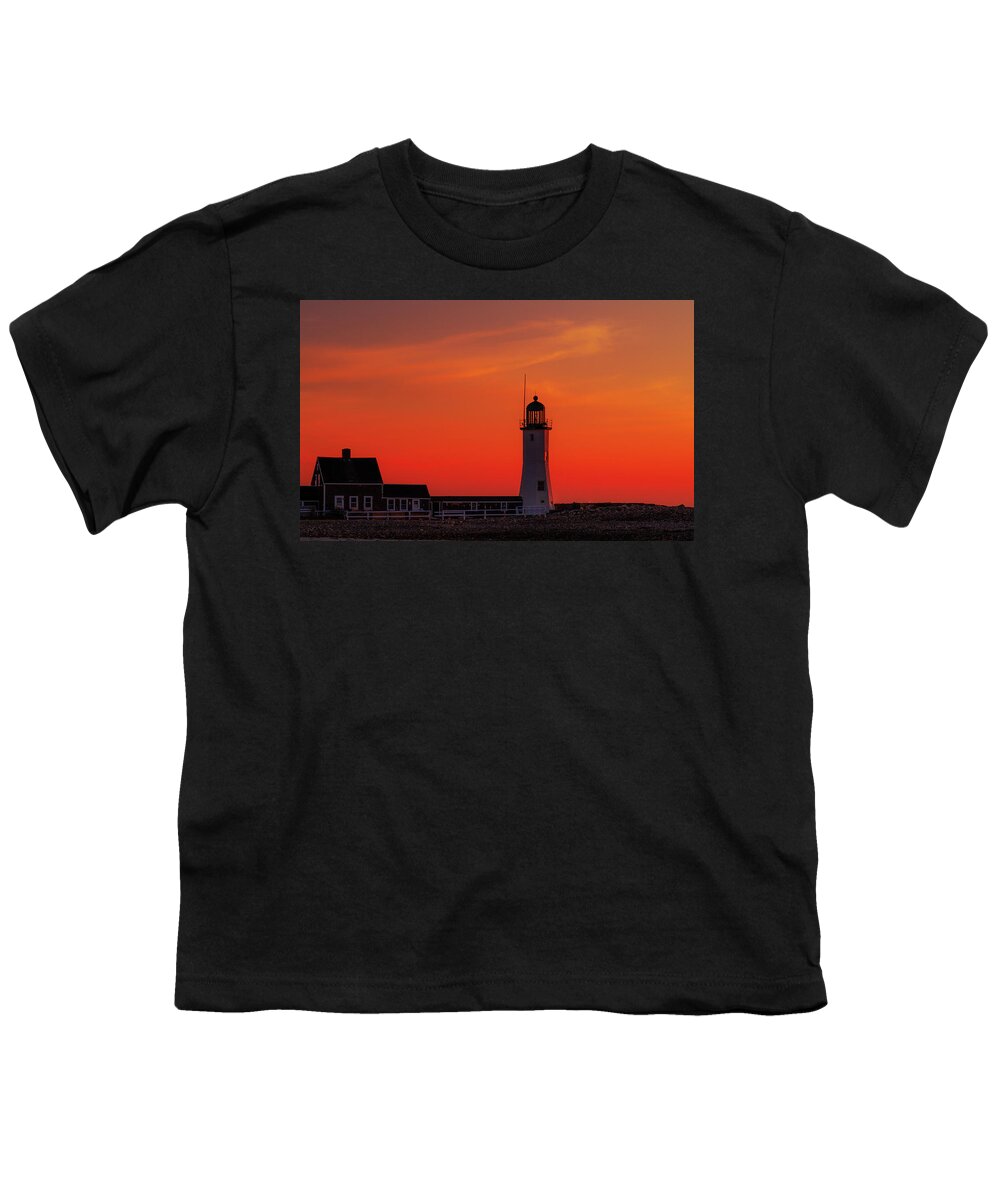 Lighthouse Youth T-Shirt featuring the photograph Red Sky in the Morning by Rob Davies