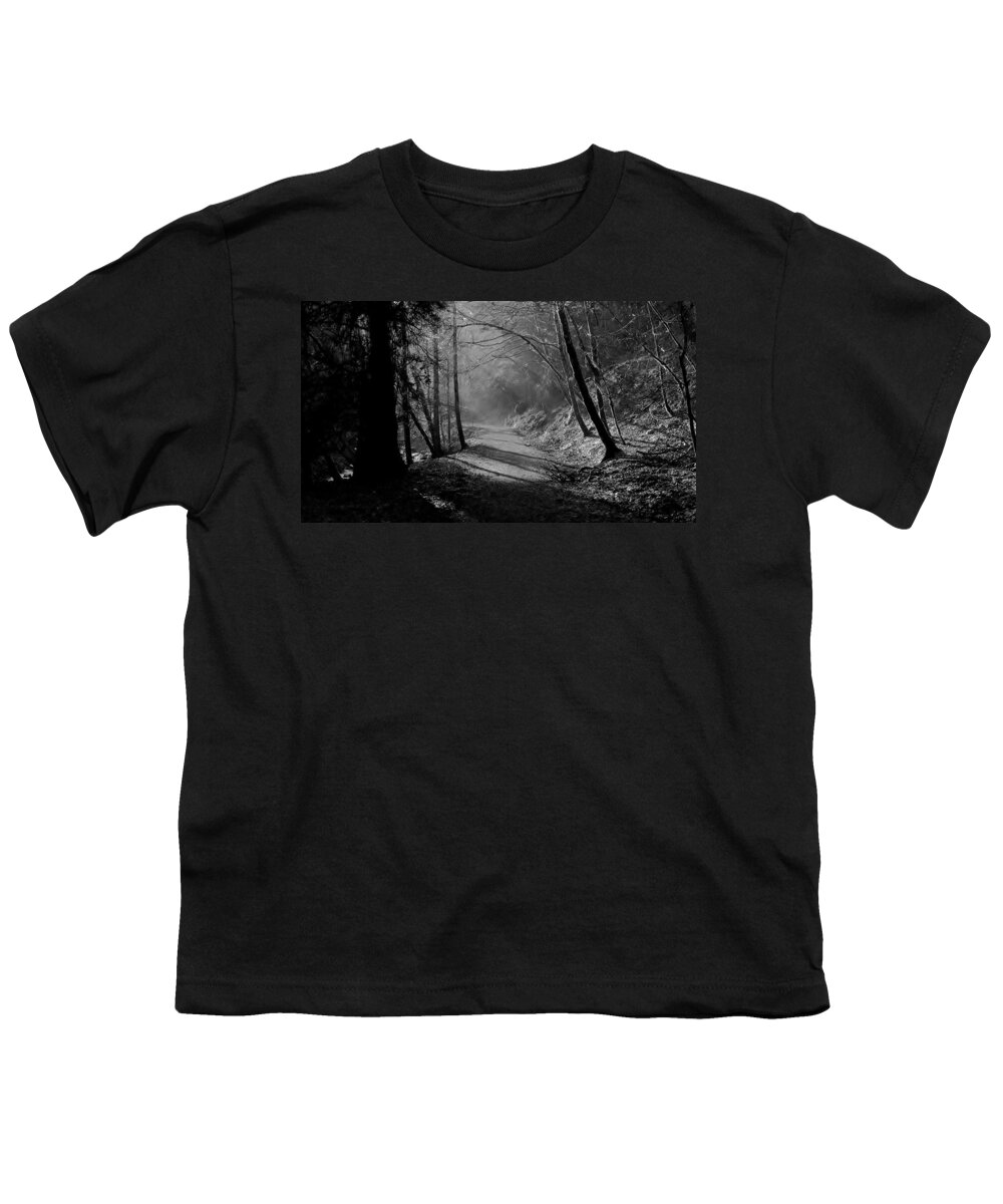 Reelig Glen Youth T-Shirt featuring the photograph Reelig forest walk by Gavin Macrae