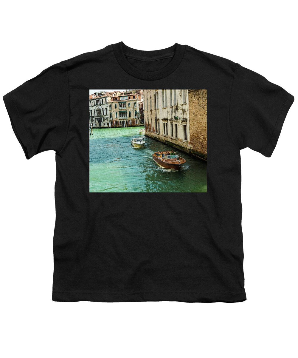 Images Of Venice Youth T-Shirt featuring the photograph Venetian boat by Ed James