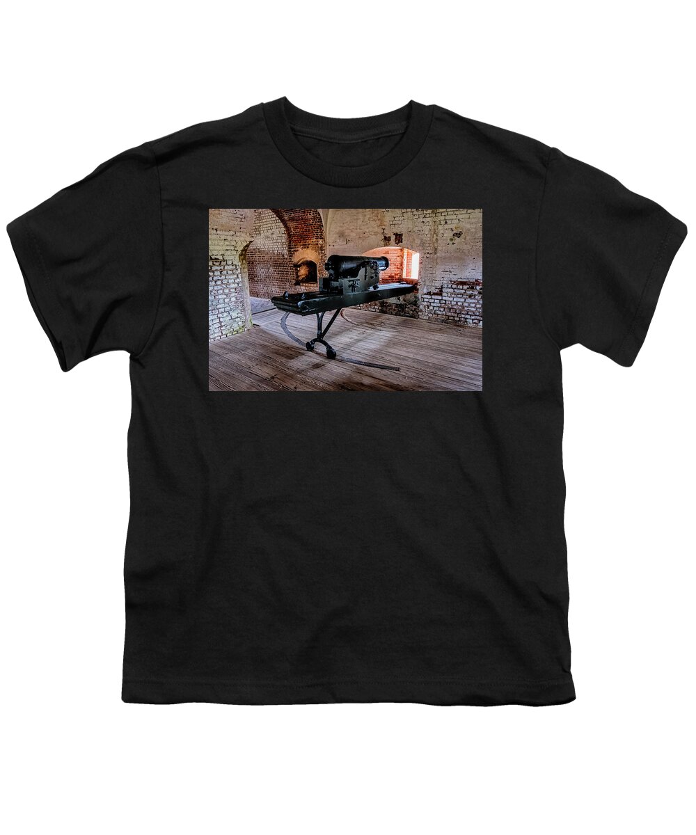 Marietta Georgia Youth T-Shirt featuring the photograph Fort Pulaski Cannon #2 by Tom Singleton