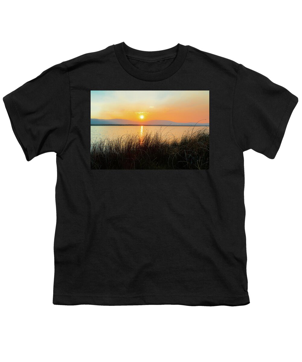 Lake Youth T-Shirt featuring the photograph Sun and Reeds by Mike Lee