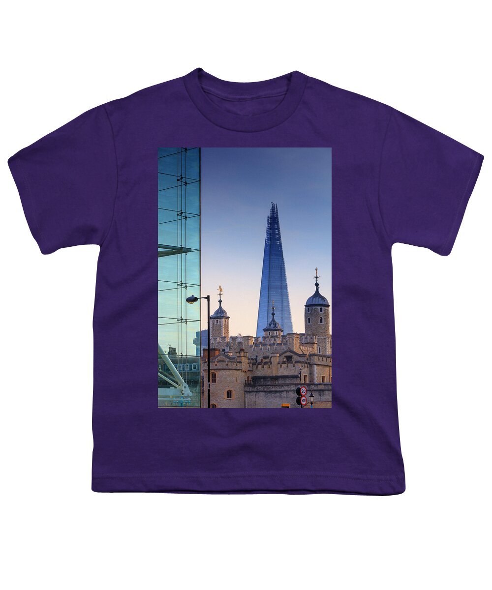 Estock Youth T-Shirt featuring the digital art United Kingdom, England, London, Great Britain, London Borough Of Tower Hamlets, Tower Of London With The Shard In The Background by Maurizio Rellini