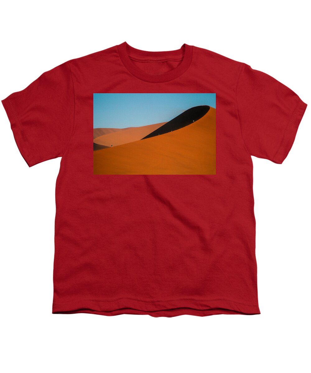 Africa Youth T-Shirt featuring the photograph Around the edge by Alistair Lyne
