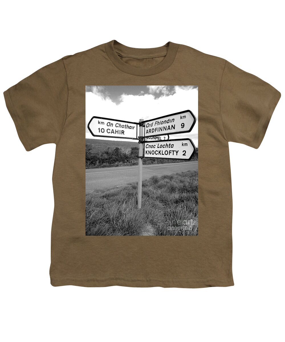 Ireland Road Signs Youth T-Shirt featuring the photograph Do Ye Know the Way by Suzanne Oesterling