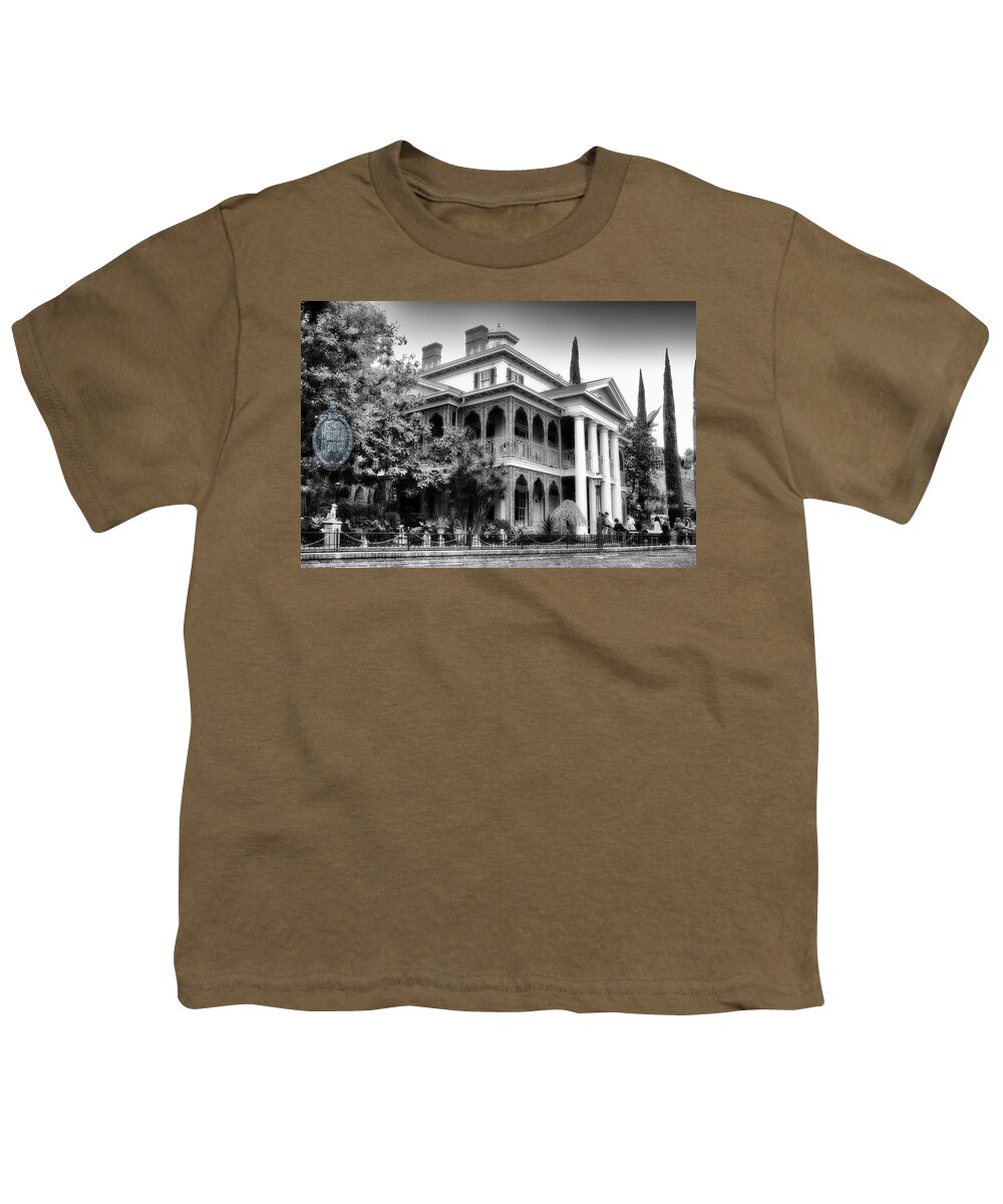 Haunted Mansion Youth T-Shirt featuring the photograph Haunted Mansion New Orleans Disneyland BW by Thomas Woolworth
