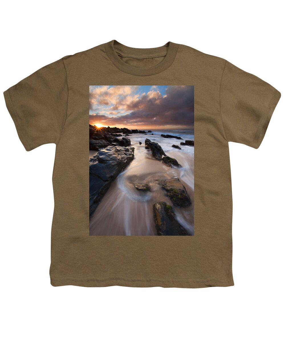 Basham Beach Youth T-Shirt featuring the photograph On the Rocks by Michael Dawson