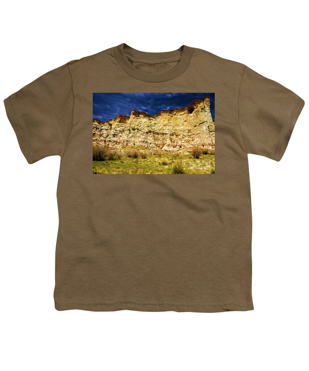 Wahweap Hoodoos Youth T-Shirt featuring the photograph Wahweap Cliff by Adam Jewell