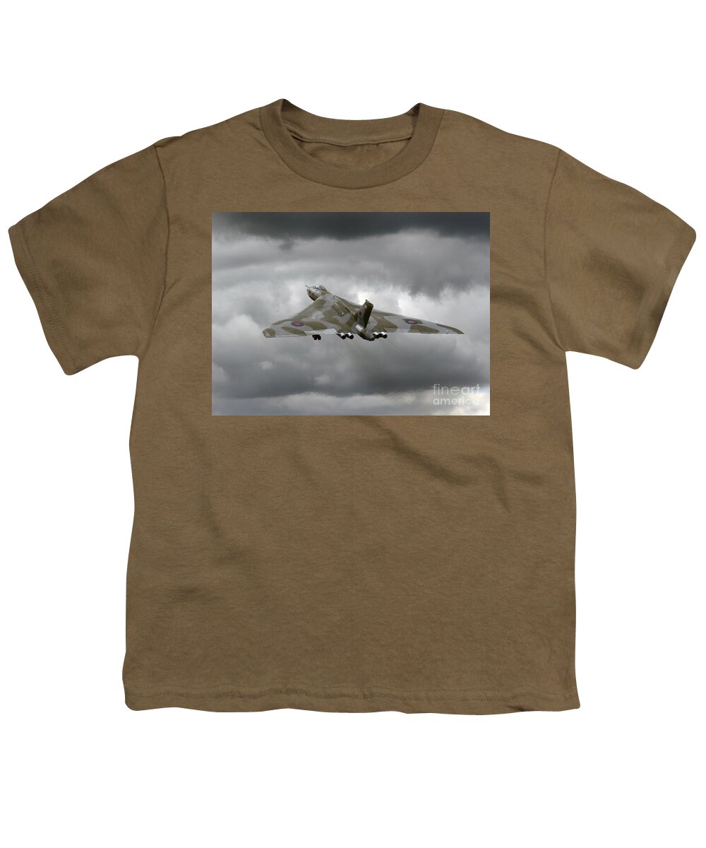 Avro Vulcan Youth T-Shirt featuring the photograph Vulcan to the sky #1 by Ang El