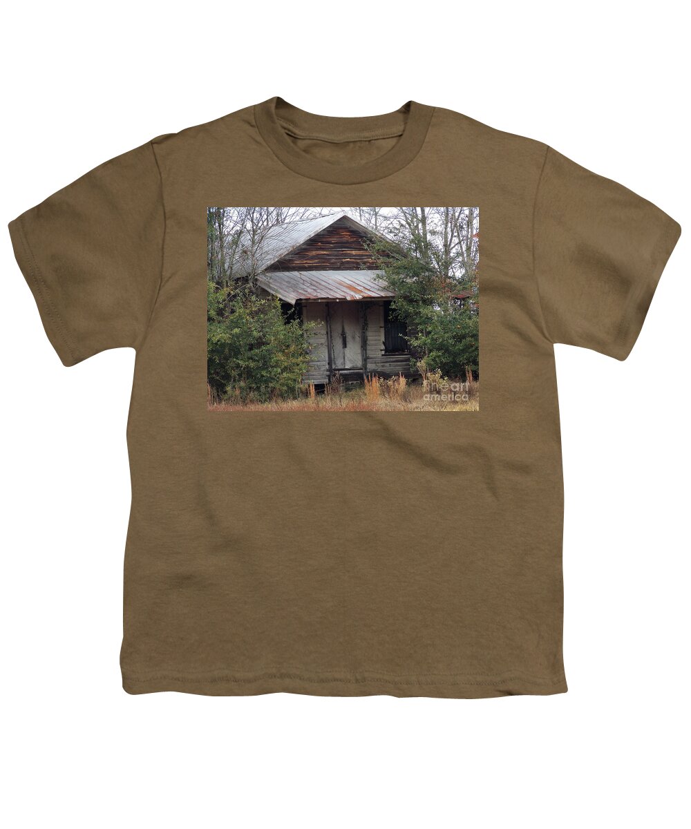 Scenic Tours Youth T-Shirt featuring the photograph Weekend Retreat #1 by Skip Willits