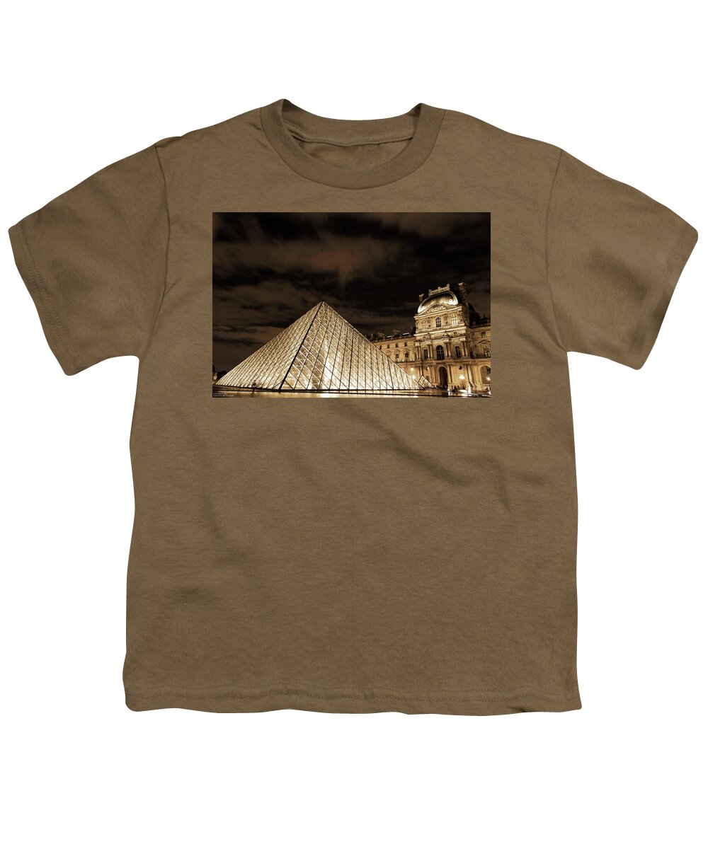 Louvre Youth T-Shirt featuring the photograph A Night At The Museum - 3 by Hany J